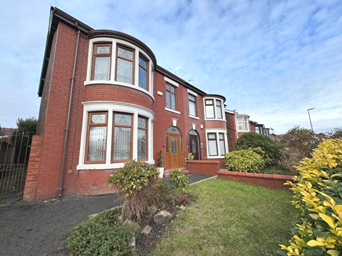 3 Bedroom Semi Detached House For Sale In Westmorland Avenue, Blackpool, FY1