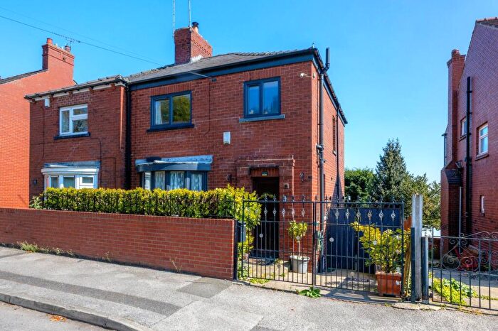 3 Bedroom Semi-Detached House For Sale In Allendale Road, Old Town, Barnsley, S75