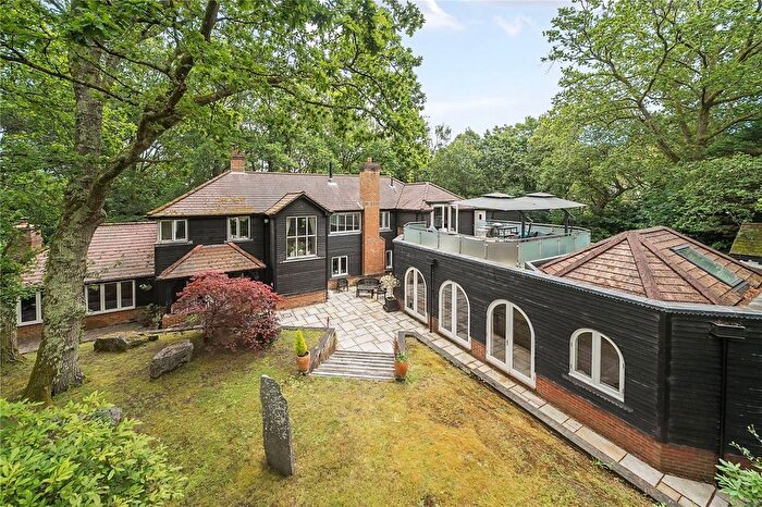 5 Bedroom Detached House To Rent In Chilworth Grange, Chilworth, Southampton, Hampshire, SO16