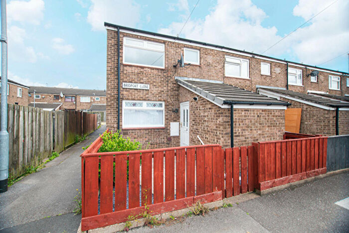 3 Bedroom End Of Terrace House To Rent In Bridport Close, HU7