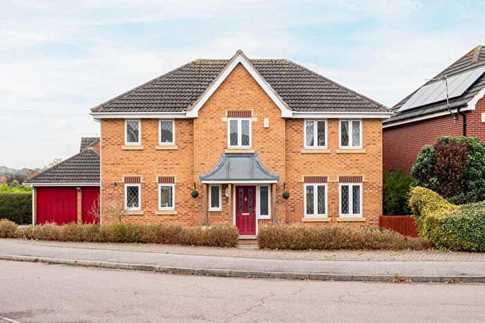 4 Bedroom Detached House For Sale In Thistle Bank, East Leake, LE12