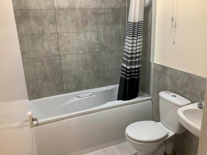 1 Bedroom Flat To Rent In Milnbank Road, Dundee, DD1