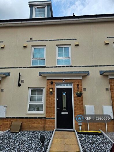 3 Bedroom Terraced House To Rent In Simpson Road, Basingstoke, RG21