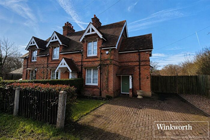 3 Bedroom End Terrace House For Sale In Theobald Street, Radlett, Hertfordshire, WD7
