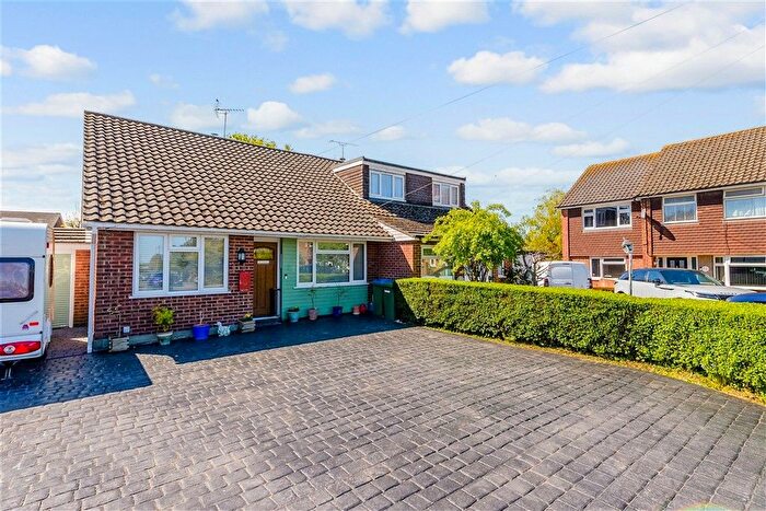 2 Bedroom Semi-Detached Bungalow For Sale In Multon Road, West Kingsdown, Sevenoaks, Kent, TN15