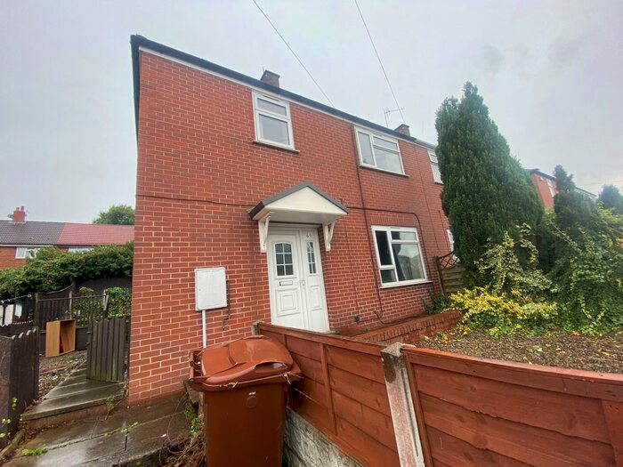 3 Bedroom Property To Rent In Langley Road, Rodley, Leeds, LS13