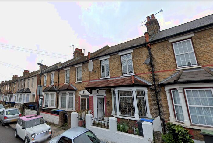 3 Bedroom Terraced House To Rent In Suffolk Road, Enfield, EN3