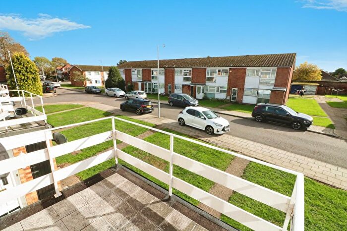 2 Bedroom Flat For Sale In St. Peters Close, Ilford, IG2