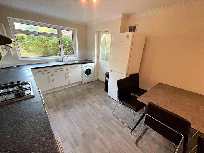 5 Bedroom Detached House To Rent In Kinson Road, Bournemouth, BH10