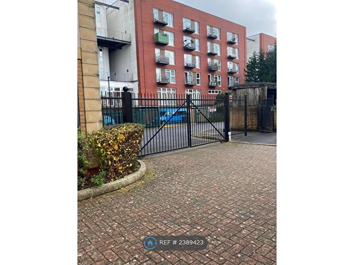 2 Bedroom Flat To Rent In Cromwell Street, Bristol, BS3