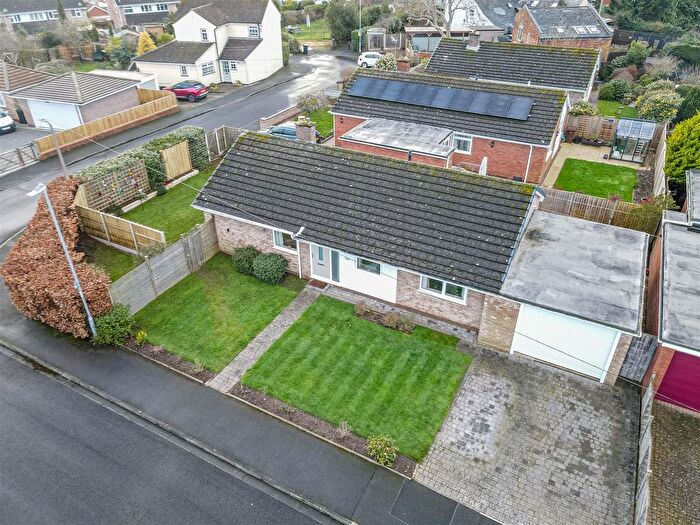 3 Bedroom Detached Bungalow For Sale In Charnwood Close, Worcester, WR2
