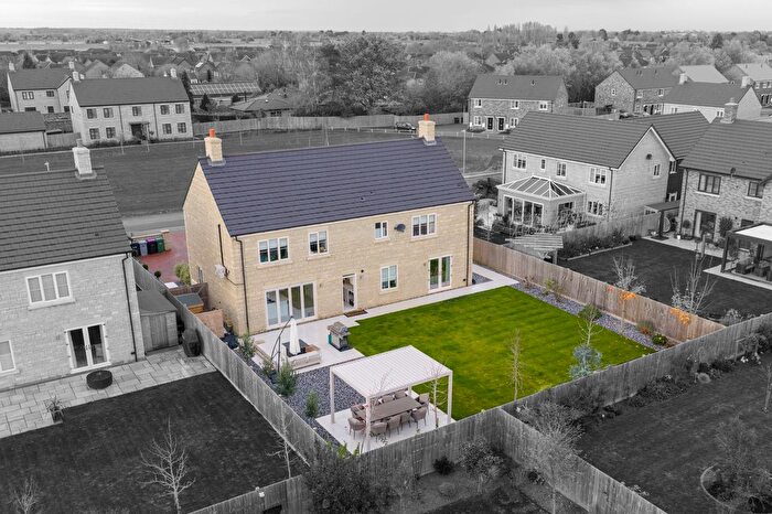 5 Bedroom Detached House For Sale In Teal Way, Langtoft, PE6