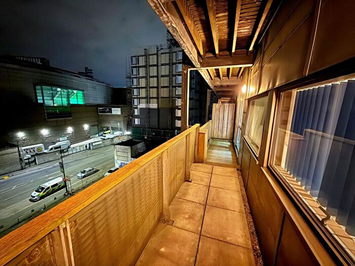 2 Bedroom Flat To Rent In Beaumont Building, Mirabel Street, City Centre, Manchester, M3