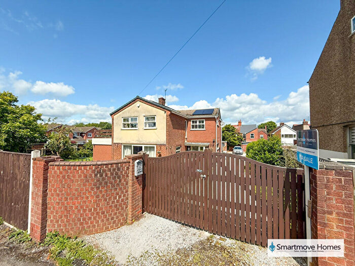 4 Bedroom Detached House For Sale In Corner Croft, School Lane, Ripley, DE5