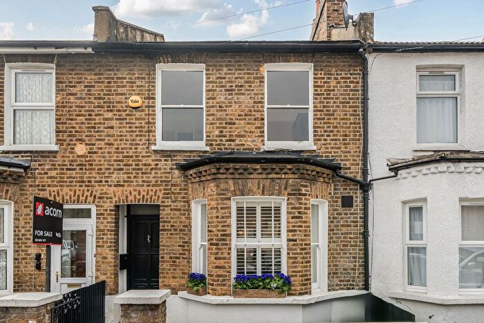 3 Bedroom Terraced House For Sale In Foxberry Road, Lewisham, London, SE4