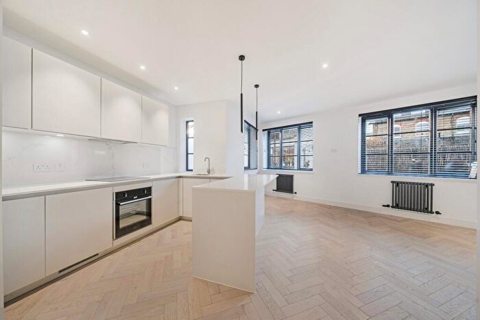 1 Bedroom Apartment To Rent In Melbourne Grove, London, SE22