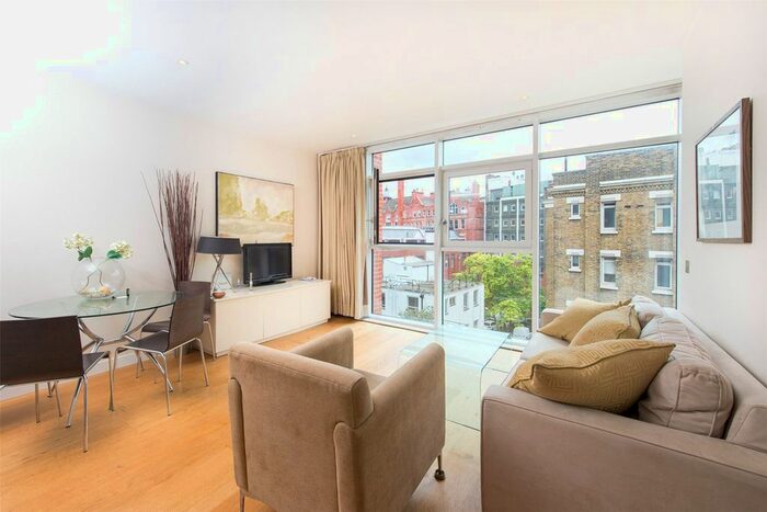 1 Bedroom Flat To Rent In Grosvenor Waterside, Sloane Square, SW1W