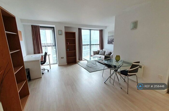 1 Bedroom Flat To Rent In West One Panorama, Sheffield, S1