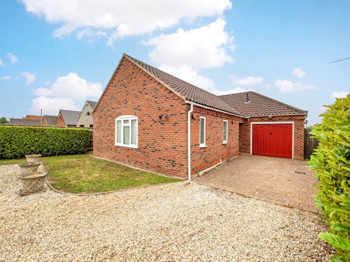 3 Bedroom Detached Bungalow For Sale In North Walsham Road, Trunch, NR28