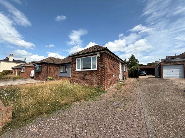 2 Bedroom Bungalow For Sale In Freemans Road, Minster, Ramsgate, Kent, CT12