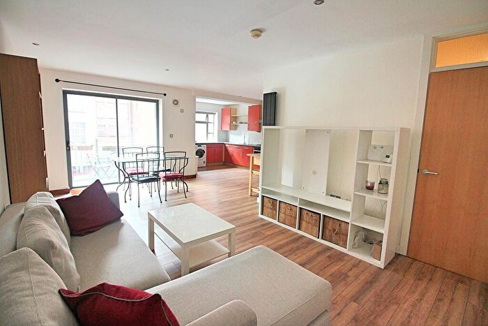 2 Bedroom Apartment To Rent In The Needleworks, Albion Street, Leicester, LE1