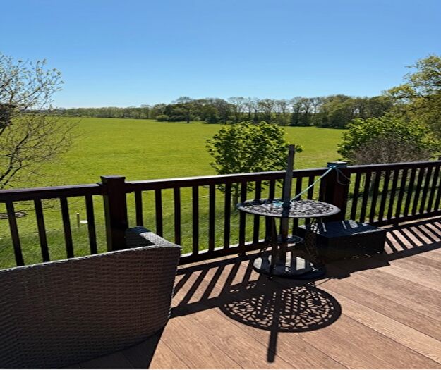 2 Bedroom Lodge For Sale In Two Bed Omar Kingfisher (), Claylands Park, Cabus, Garstang, Lancashire, PR3