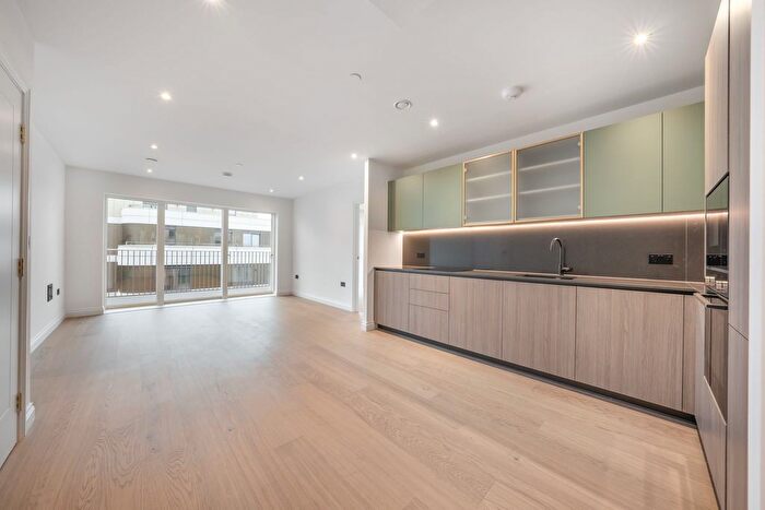 2 Bedroom Flat To Rent In Townmead Road, London, SW6