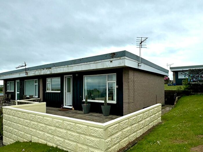 2 Bedroom Chalet For Sale In Fort Road, Lavernock, Penarth, CF64