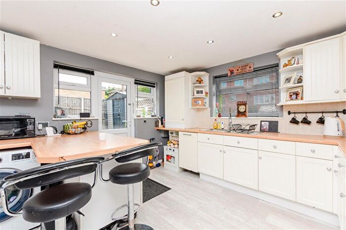 2 Bedroom End Of Terrace House For Sale In New Walk, Wrotham, Kent, TN15