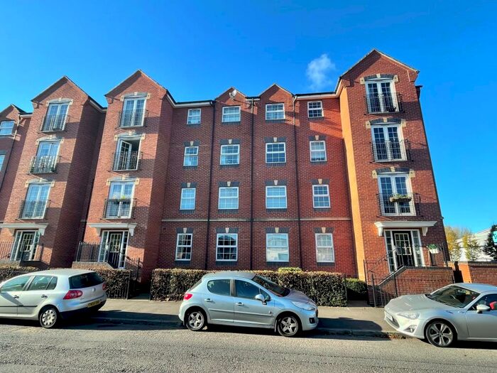2 Bedroom Apartment To Rent In Magnus Court, Chester Green, DE21