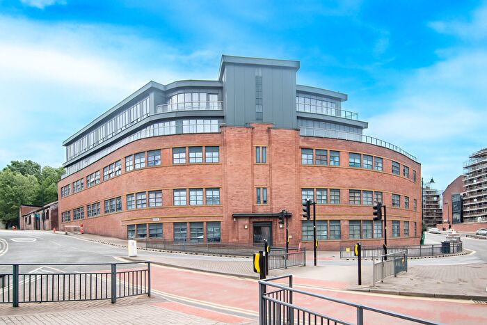 3 Bedroom Apartment For Sale In East Point, East Street, Leeds, LS9