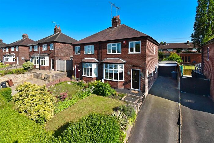 3 Bedroom Semi-Detached House For Sale In Rood Hill, Congleton, CW12
