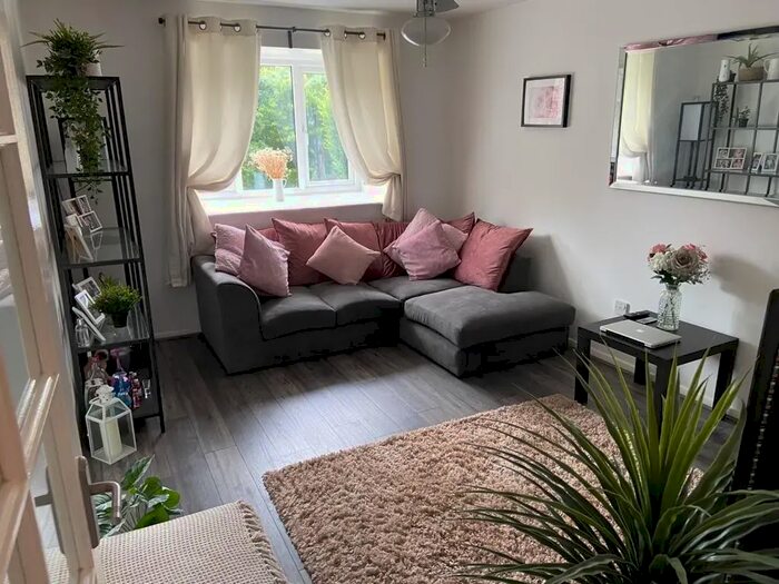 1 Bedroom Flat To Rent In Wingrove Drive, Purfleet, RM19