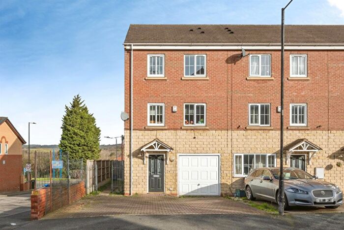 4 Bedroom Property For Sale In Buckingham Road, Conisbrough, Doncaster, DN12