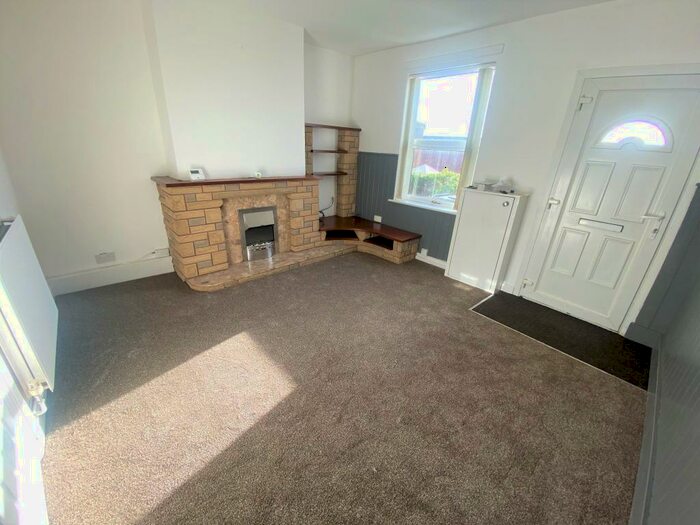 2 Bedroom House To Rent In Occupation Street, Dudley, DY1
