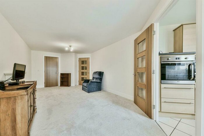 2 Bedroom Apartment For Sale In Goodes Court, Baldock Road, Royston, SG8