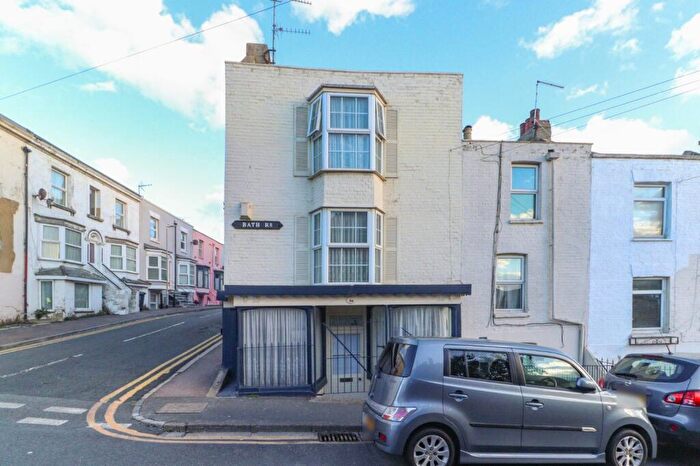 3 Bedroom End Of Terrace House For Sale In Bath Road, Margate, Kent, CT9