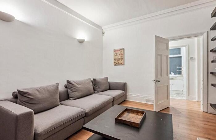 1 Bedroom Flat To Rent In Wyndham Place, Marylebone, London, W1H