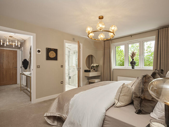 5 Bedroom Detached House For Sale In Northaw Road East, Cuffley, Hertfordshire, EN6
