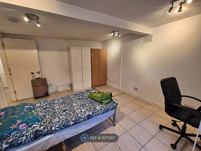 2 Bedroom Flat To Rent In Marchmont Street, London, WC1N