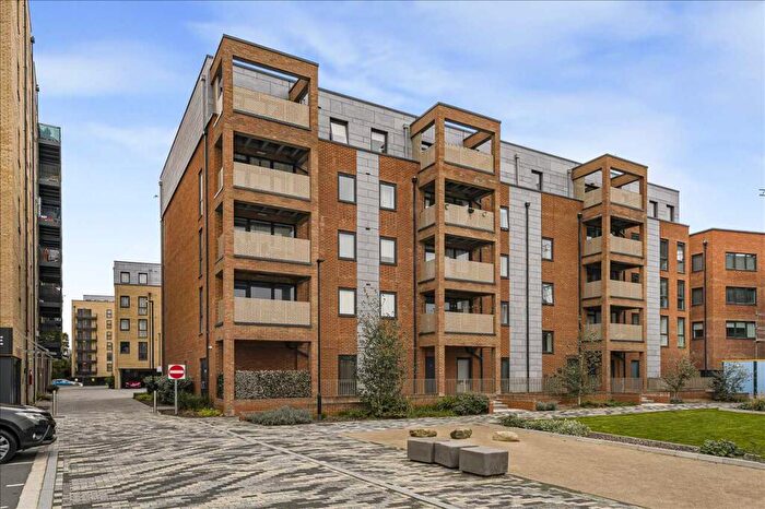 2 Bedroom Apartment For Sale In Brewers Square, Dartford, DA1