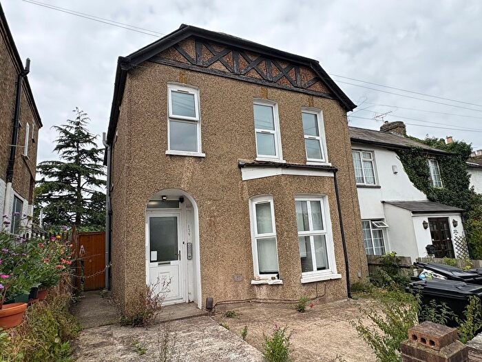 Studio To Rent In Harefield Road, Uxbridge, UB8