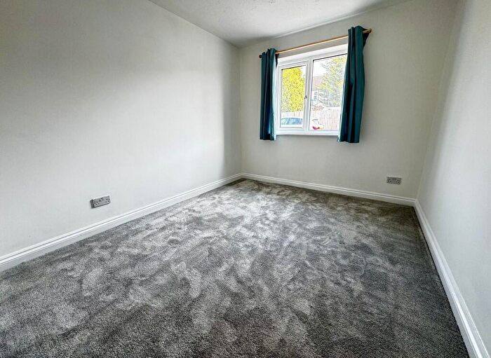 2 Bedroom Detached Bungalow To Rent In Ardagh Court, Bristol, BS7