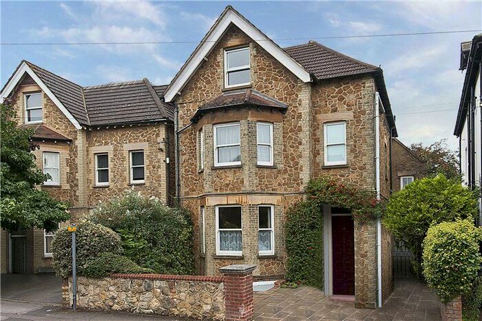 5 Bedroom Detached House To Rent In Nightingale Road, Guildford, Surrey GU1