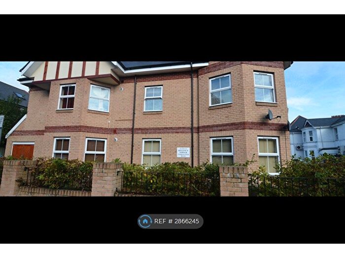 1 Bedroom Flat To Rent In Iddesleigh Road, Bournemouth, BH3