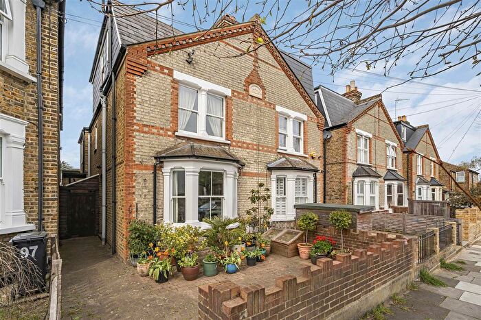 4 Bedroom Semi-Detached House For Sale In Canbury Avenue, Kingston Upon Thames, KT2