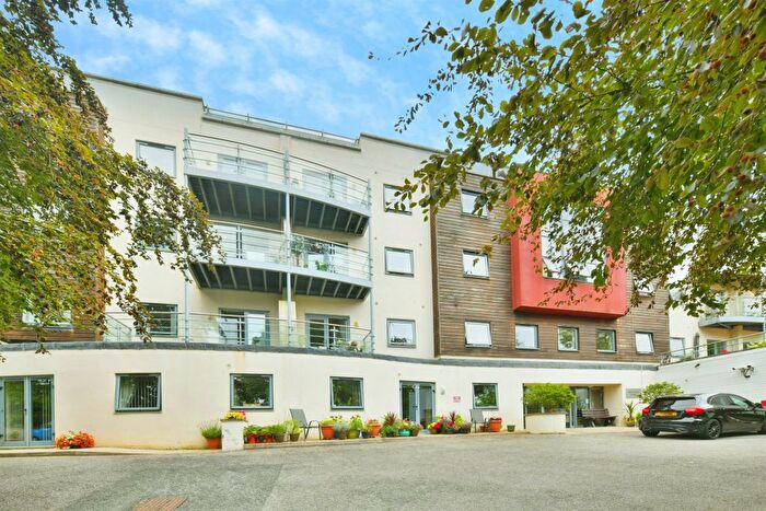2 Bedroom Flat For Sale In Station Road, Plympton, Plymouth, PL7