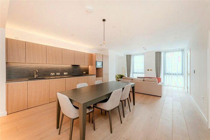 3 Bedroom Flat To Rent In Enclave, Camley Street, N1C