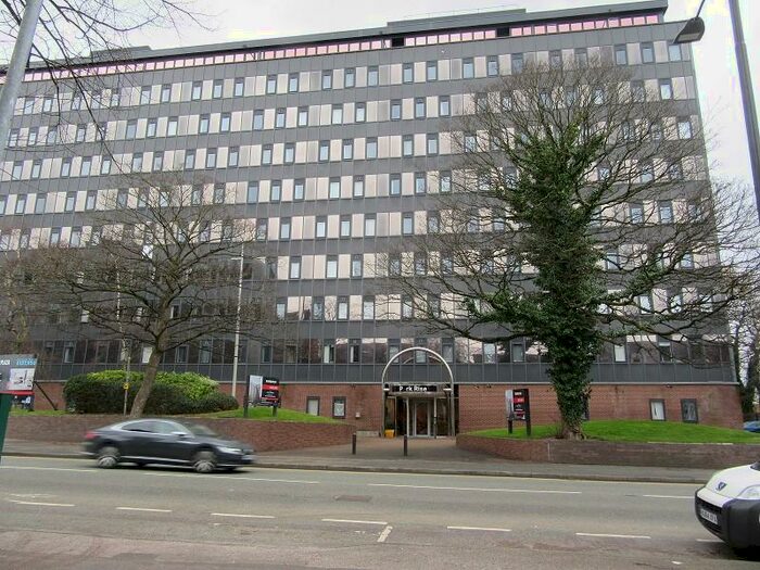 2 Bedroom Flat To Rent In Seymour Grove, Old Trafford, Manchester., M16