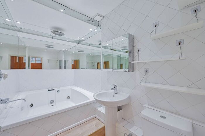 1 Bedroom Flat To Rent In Princes Gate, South Kensington, London, SW7